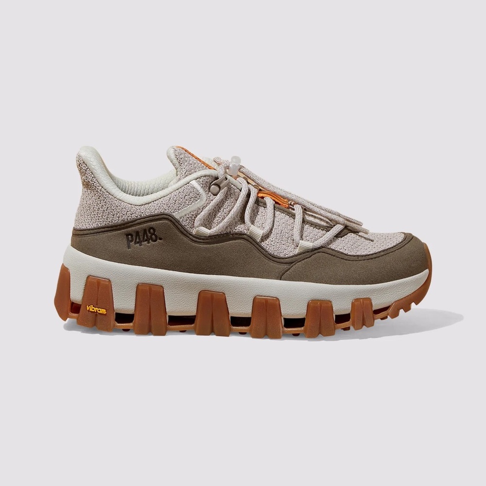 P448 Monalea hiking casual winter shoes size EURO 40 NWOB